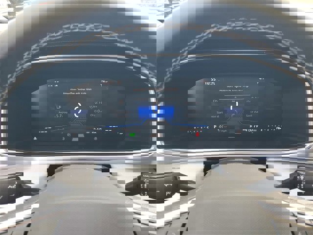 Certified 2025 Volkswagen Taos SE w/ Panoramic Sunroof Package image 22