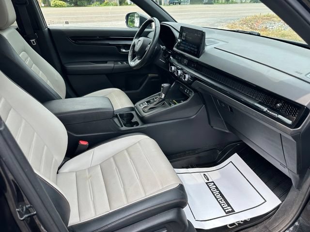 Used 2024 Honda CR-V Sport Touring image 13