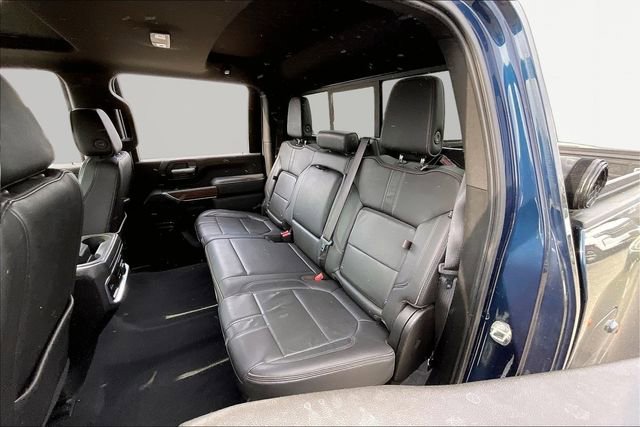 Used 2020 Chevrolet Silverado 3500 High Country w/ Technology Package image 16