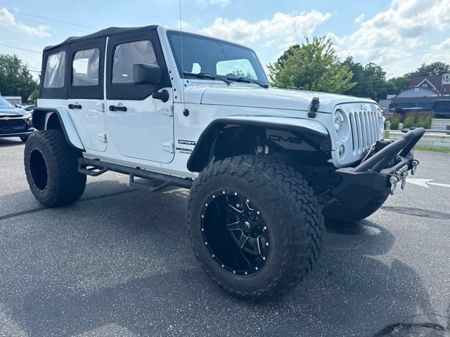 Used 2017 Jeep Wrangler Unlimited Sport w/ Connectivity Group AWD/4WD image 7