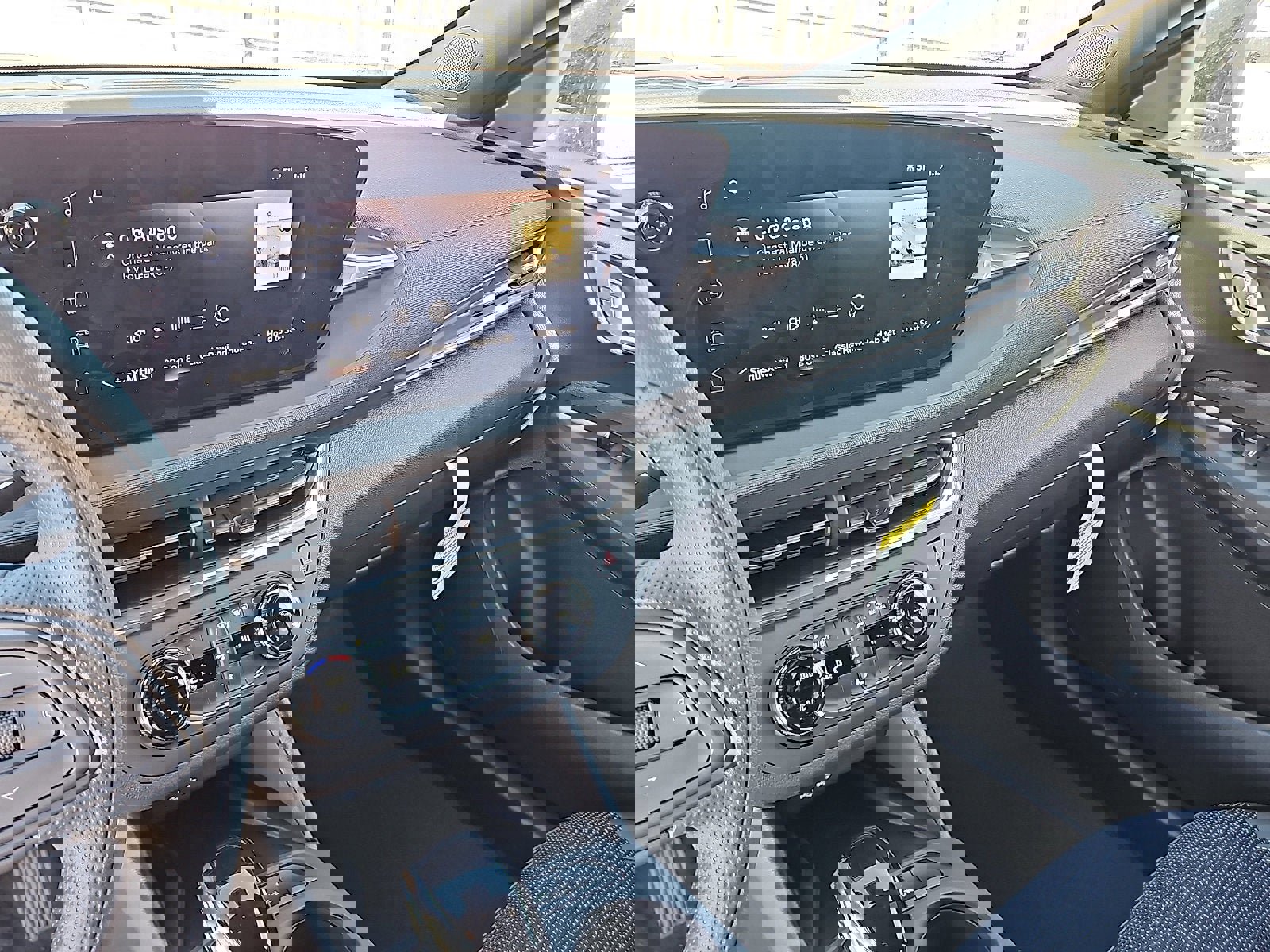 New 2026 Buick Envista Preferred w/ Convenience II Package image 17