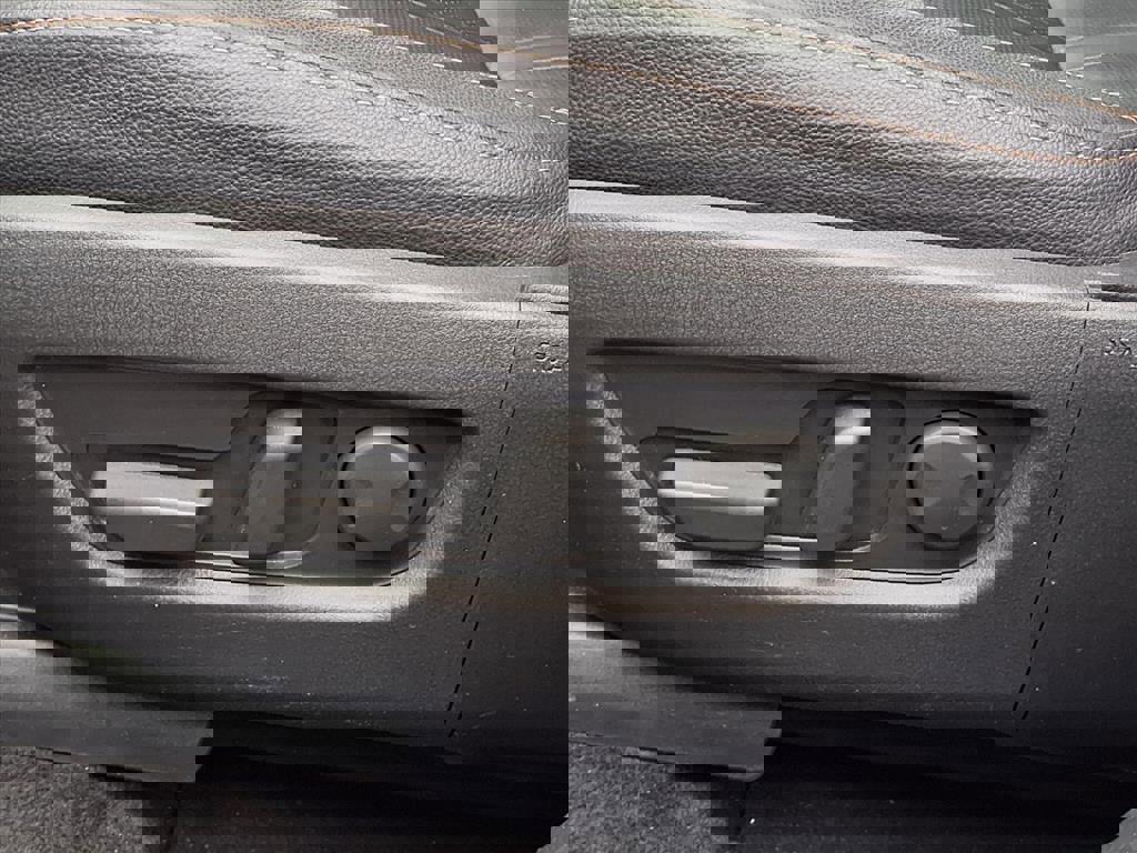 Used 2025 MAZDA CX-90 3.3 Turbo w/ Preferred Package image 36