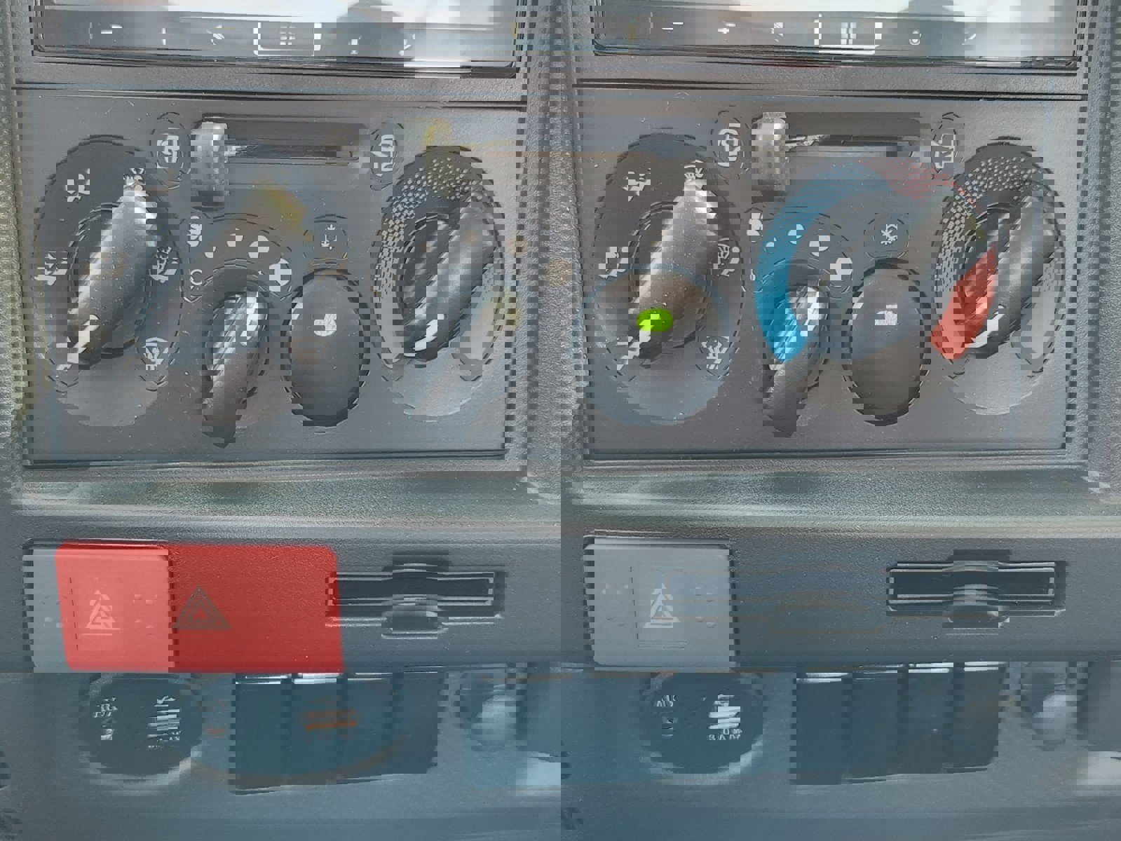 New 2025 Chevrolet Low Cab Forward image 18