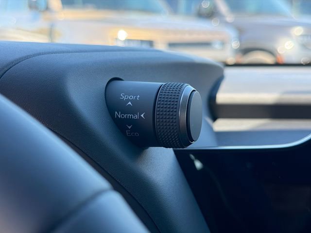 New 2026 Lexus UX 300h FWD image 29