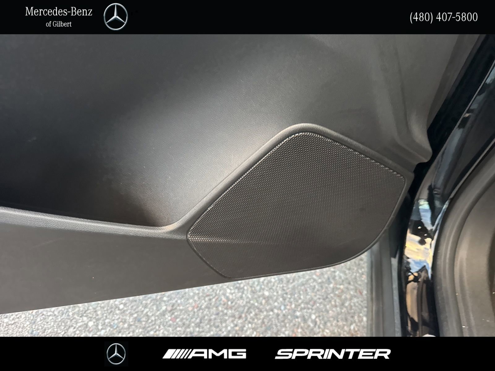 Used 2024 Cadillac XT4 Luxury w/ Cold Weather Package image 13