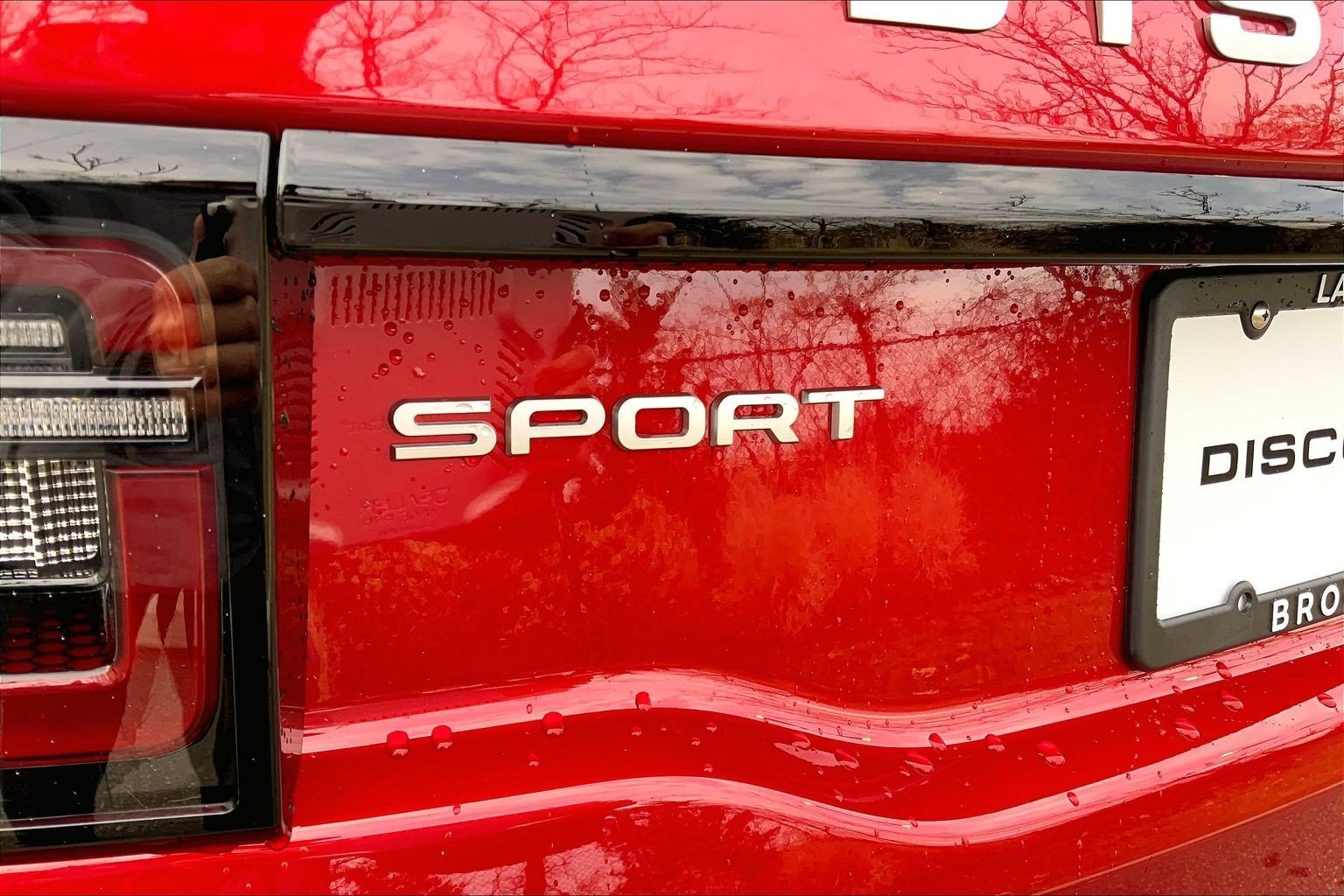 New 2025 Land Rover Discovery Sport S image 15