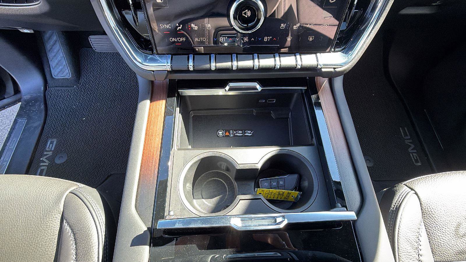 New 2026 GMC Yukon Denali image 25