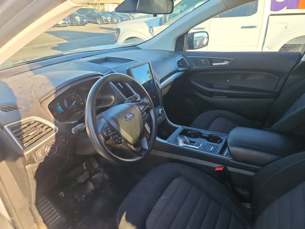 Used 2022 Ford Edge SE w/ Black Appearance Package AWD/4WD image 14
