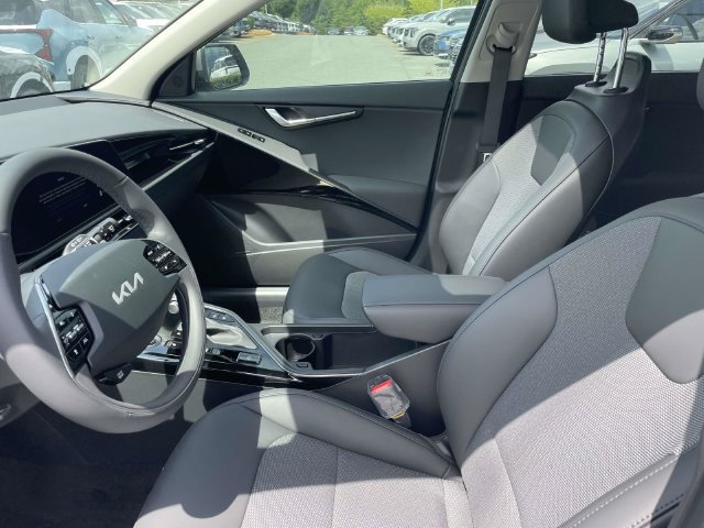 New 2026 Kia Niro EX w/ EX Premium Package FWD image 17