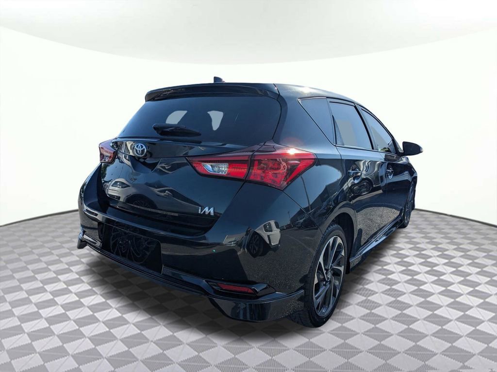 Used 2017 Toyota Corolla iM FWD image 3