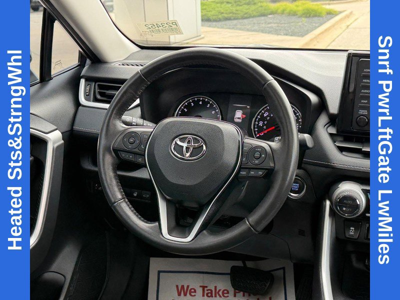 Used 2021 Toyota RAV4 XLE w/ Convenience Package AWD/4WD image 14