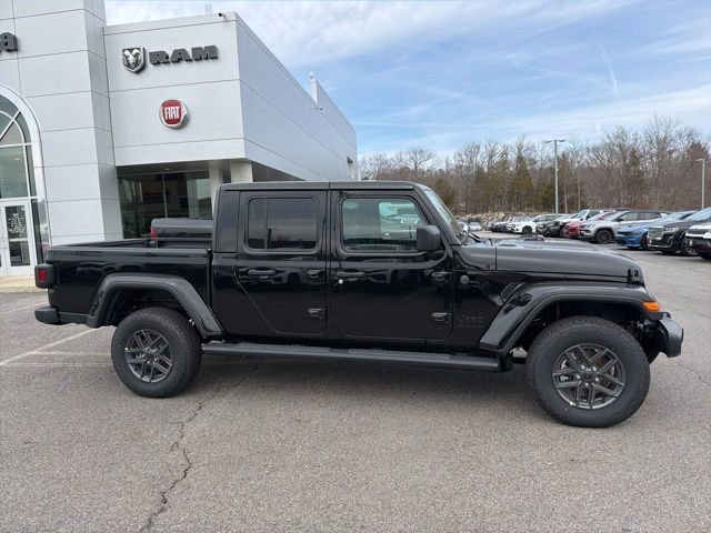 New 2026 Jeep Gladiator Sport image 2