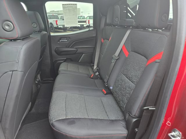 Used 2025 Chevrolet Colorado Z71 w/ Midnight Edition AWD/4WD image 15