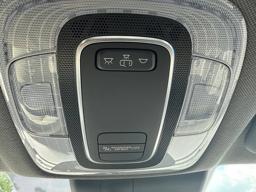 Used 2024 Hyundai Elantra SE FWD image 30