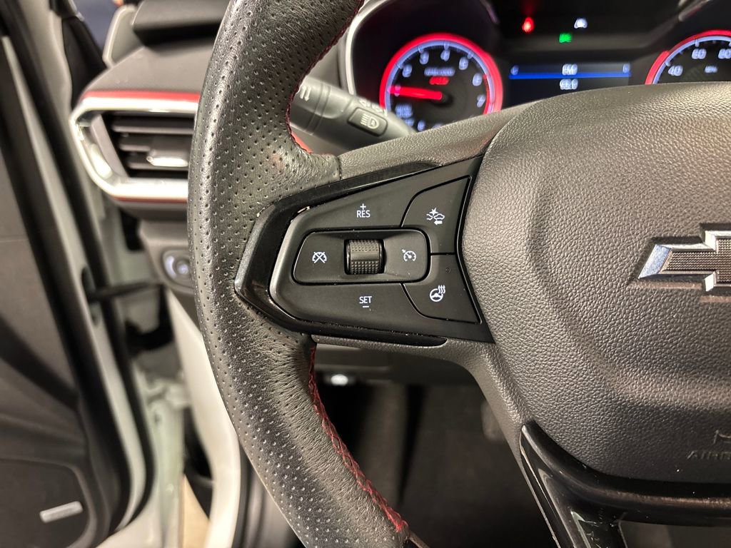 Certified 2022 Chevrolet TrailBlazer RS w/ Sun and Liftgate Package image 32