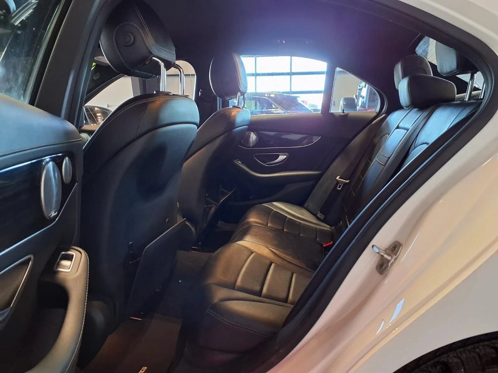 Used 2015 Mercedes-Benz C 300 4MATIC Sedan image 11