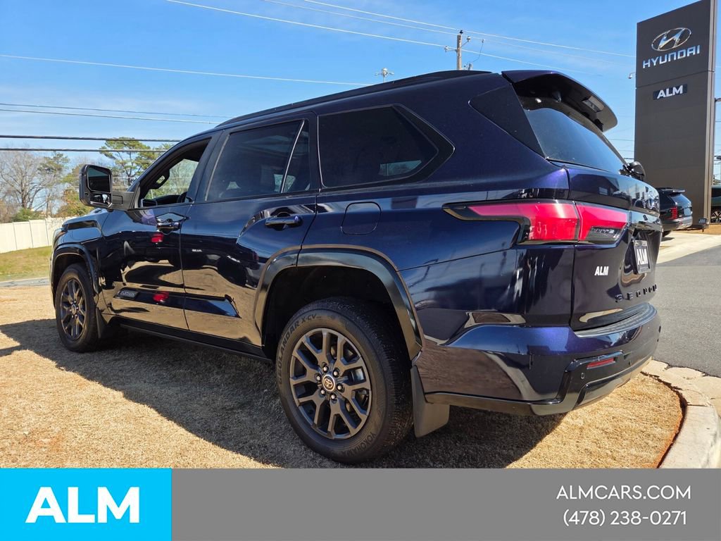 Used 2023 Toyota Sequoia Platinum image 12