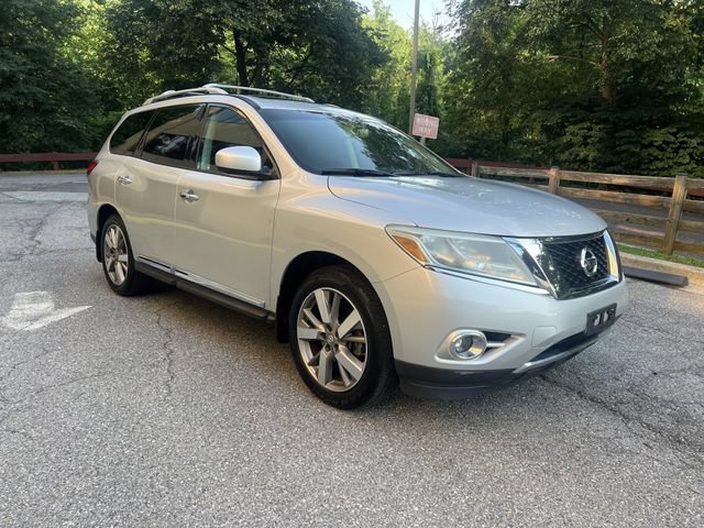 Used 2015 Nissan Pathfinder Platinum w/ Cargo Package