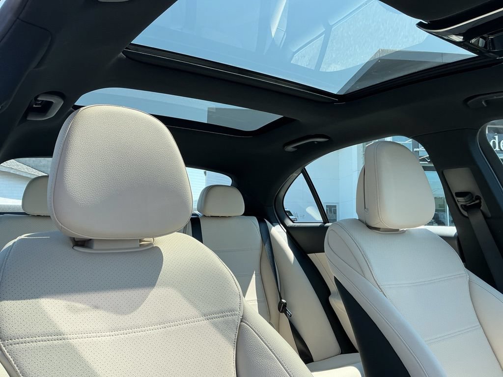 New 2026 Mercedes-Benz C 300 4MATIC Sedan image 17