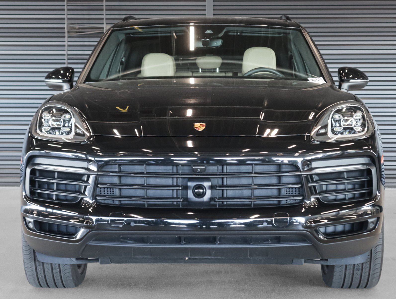 Certified 2023 Porsche Cayenne AWD/4WD image 8