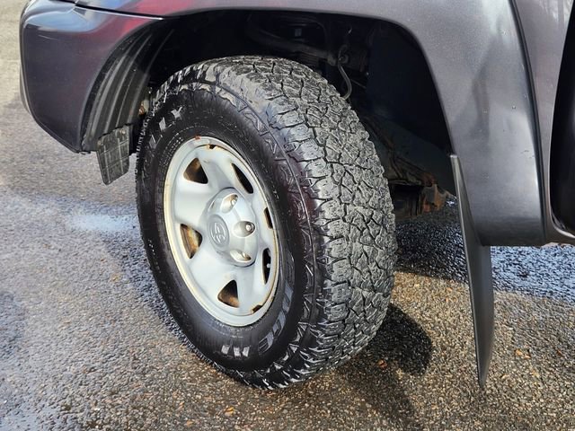 Used 2015 Toyota Tacoma 4x4 Access Cab V6 w/ SR5 Package image 30