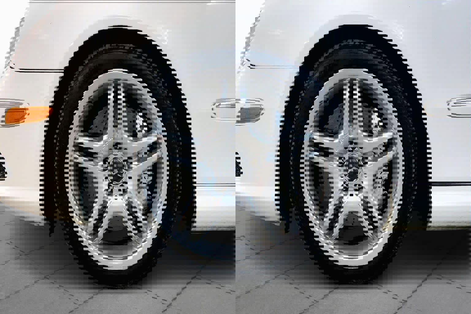 Used 2005 Mercedes-Benz CLK 55 AMG Cabriolet image 10