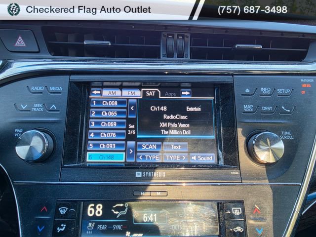 Used 2013 Toyota Avalon Limited w/ Technology Pkg image 17