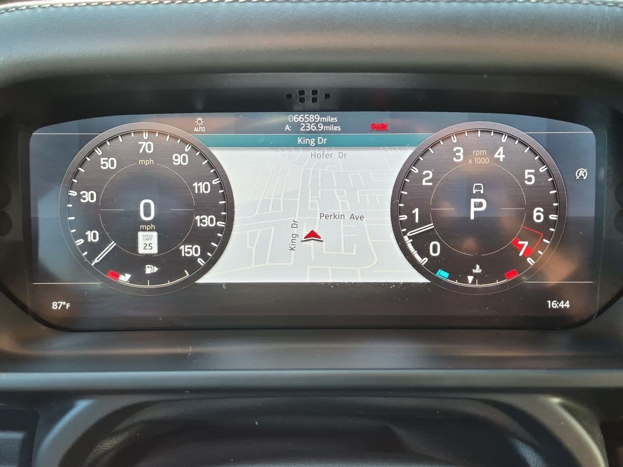 Used 2020 Land Rover Defender 110 X AWD/4WD image 13