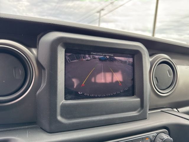 Used 2022 Jeep Wrangler Willys AWD/4WD image 28