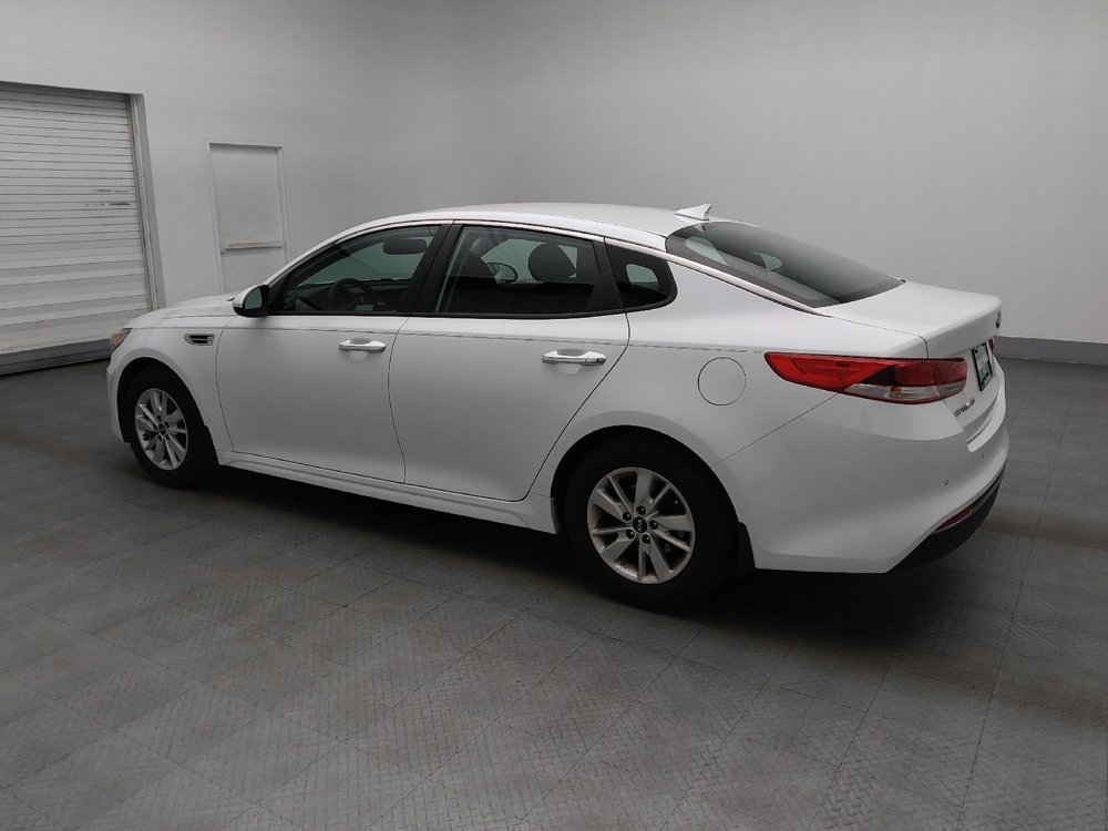 Used 2018 Kia Optima LX FWD image 3