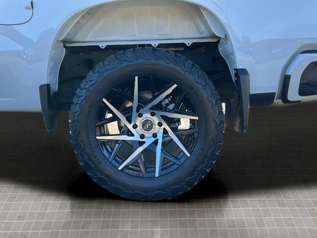 Used 2023 Chevrolet Silverado 1500 Custom image 49