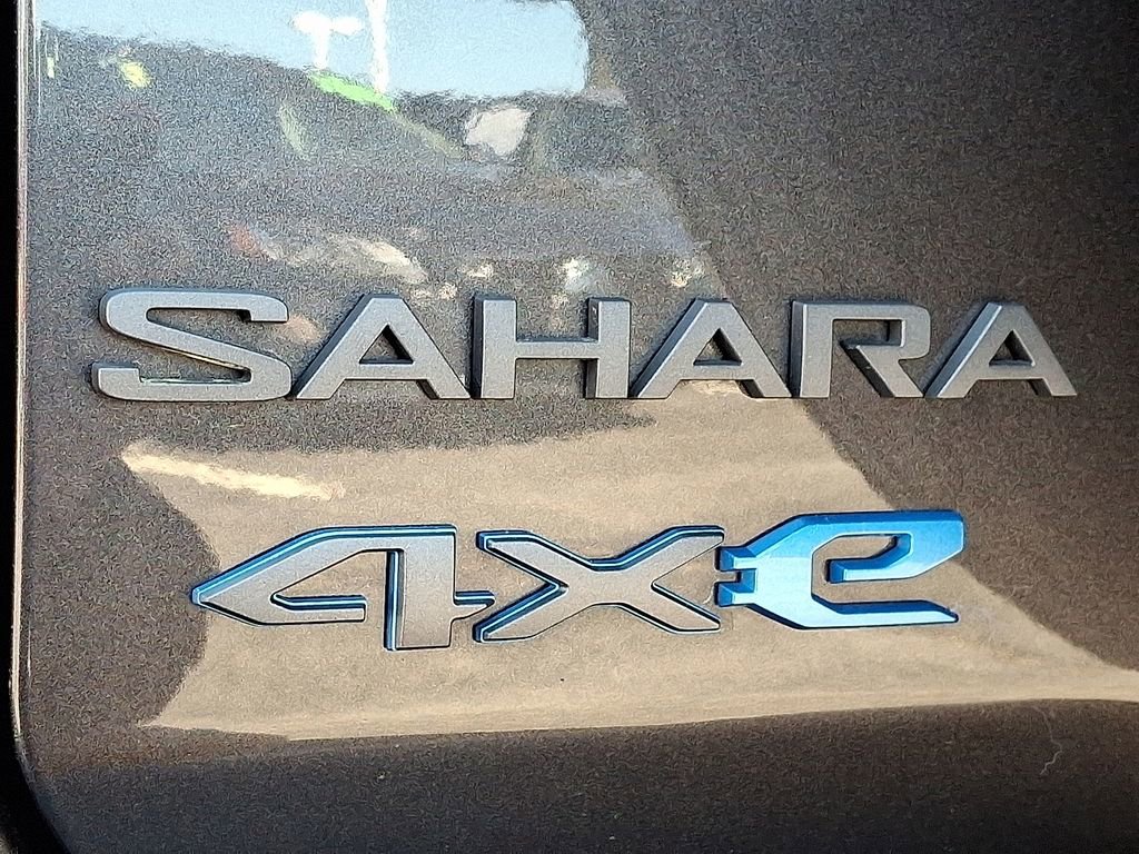 Used 2025 Jeep Wrangler Unlimited Sahara image 32