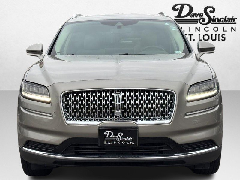 Used 2023 Lincoln Nautilus Reserve image 2