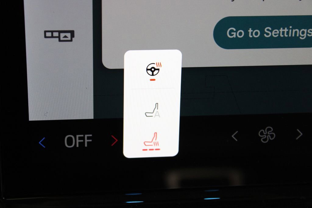 New 2026 Ford Expedition Active image 50