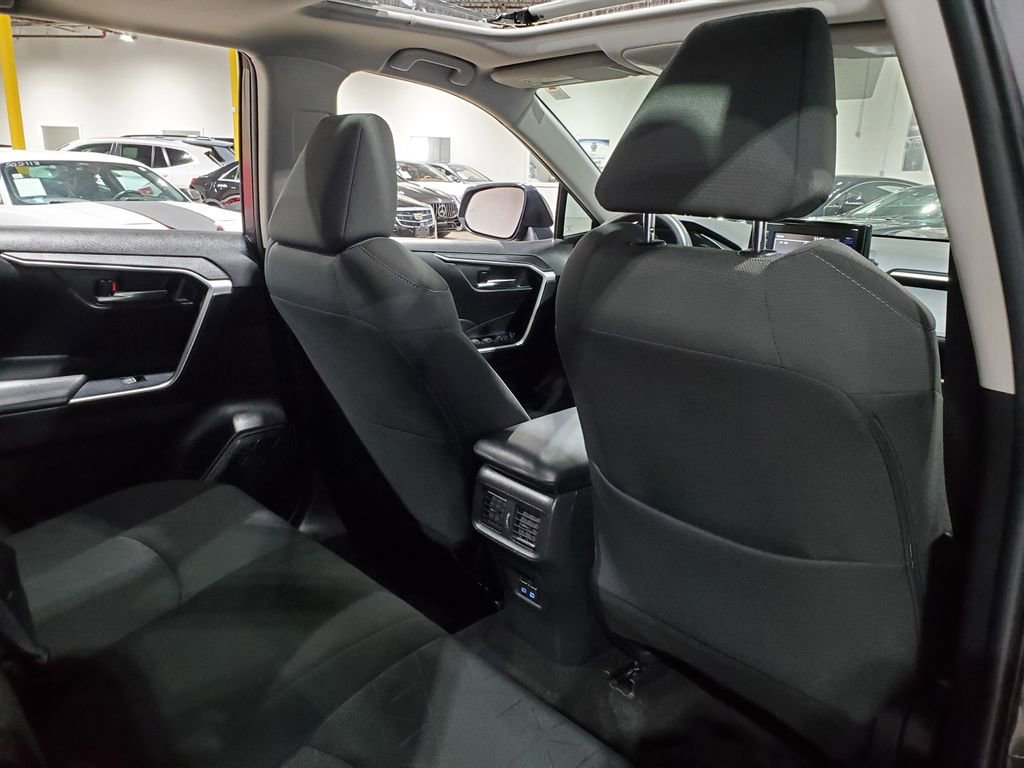 Used 2022 Toyota RAV4 XLE w/ Convenience Package AWD/4WD image 20
