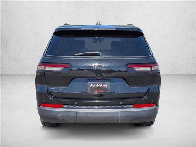 Used 2022 Jeep Grand Cherokee L Laredo image 6