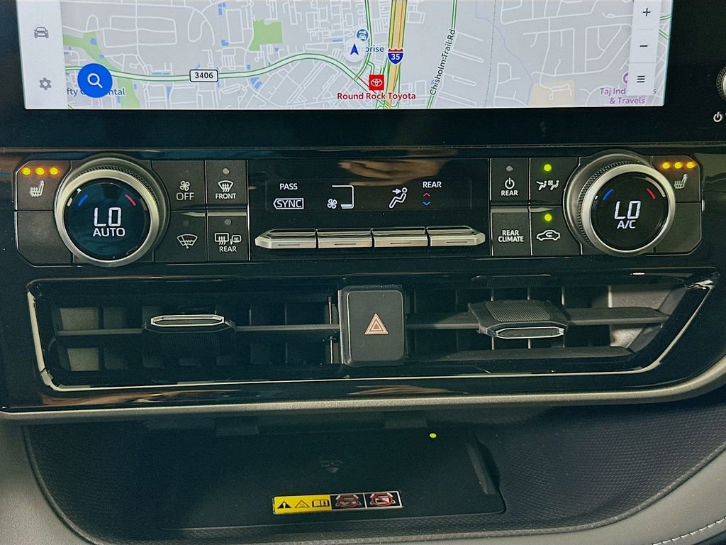 Certified 2026 Toyota Highlander XLE image 16