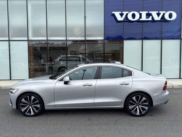 Used 2023 Volvo S60 B5 Ultimate w/ Climate Package AWD/4WD image 2