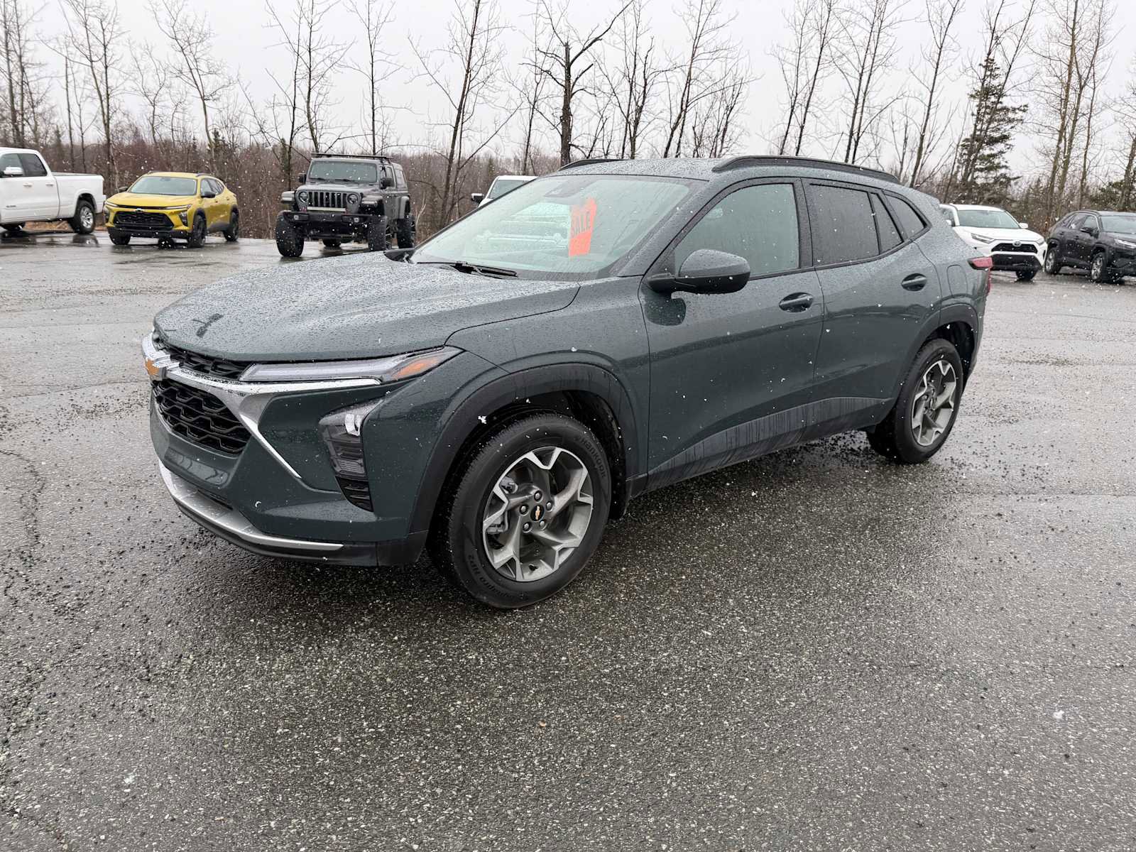 Used 2026 Chevrolet Trax LT w/ LT Convenience Package image 3