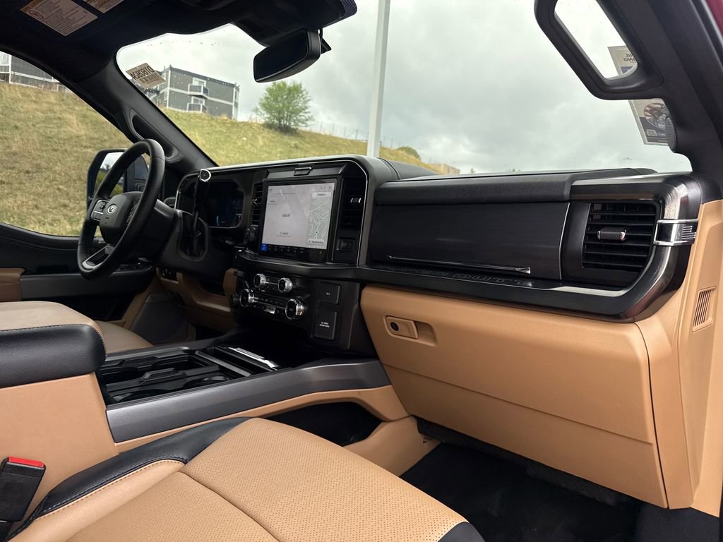 Certified 2026 Ford F250 Lariat w/ Black Appearance Package image 28