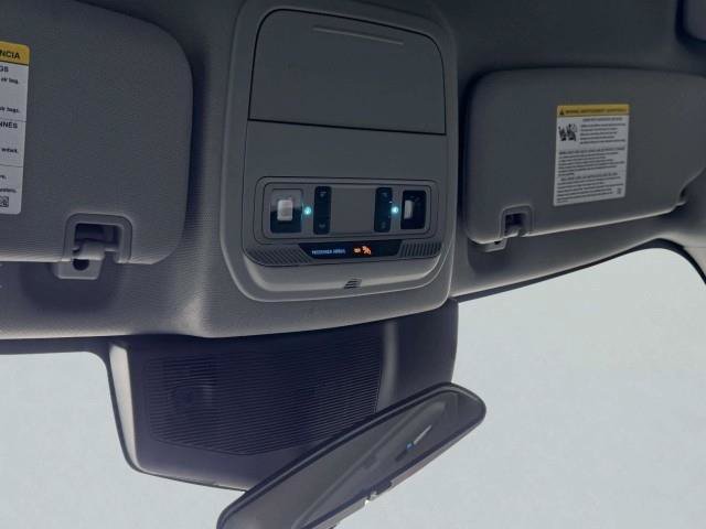 Used 2024 Ford Explorer XLT w/ Equipment Group 202A RWD image 35