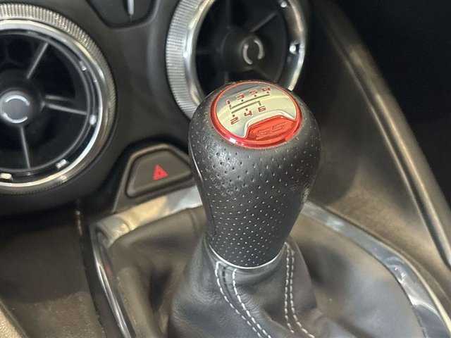Used 2022 Chevrolet Camaro SS RWD image 15