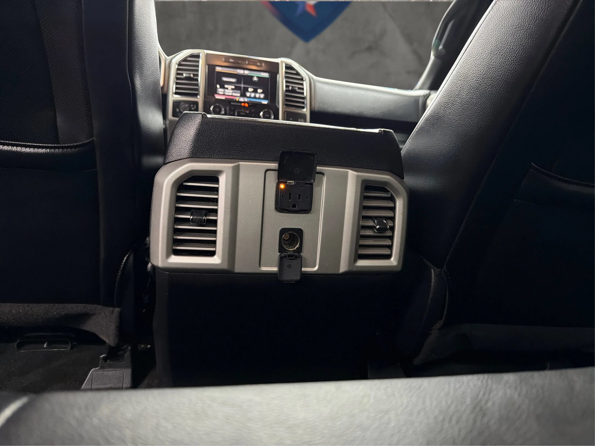 Used 2015 Ford F150 Lariat RWD image 25