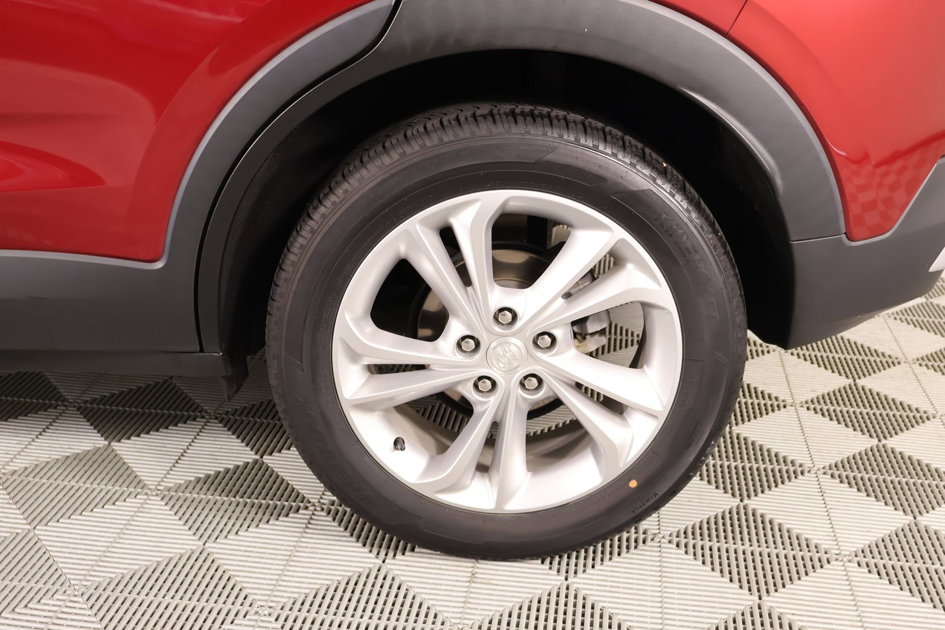 Used 2021 Buick Encore GX Preferred w/ Cold Weather Comfort Package FWD image 18