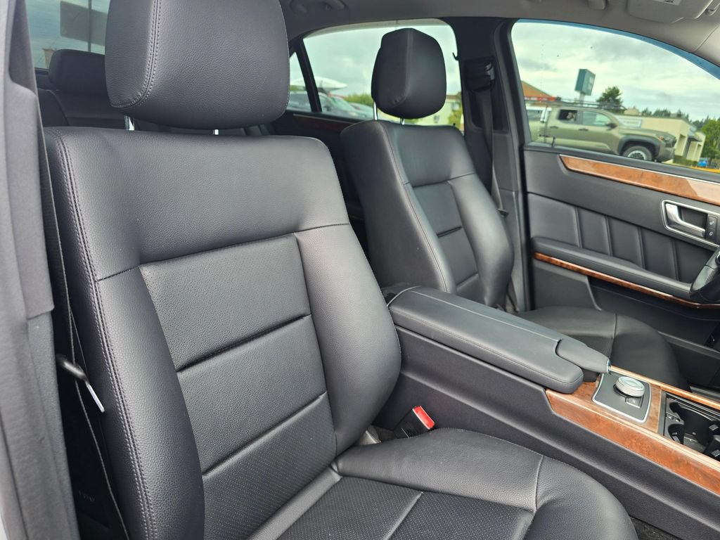 Used 2012 Mercedes-Benz E 350 Sedan image 11