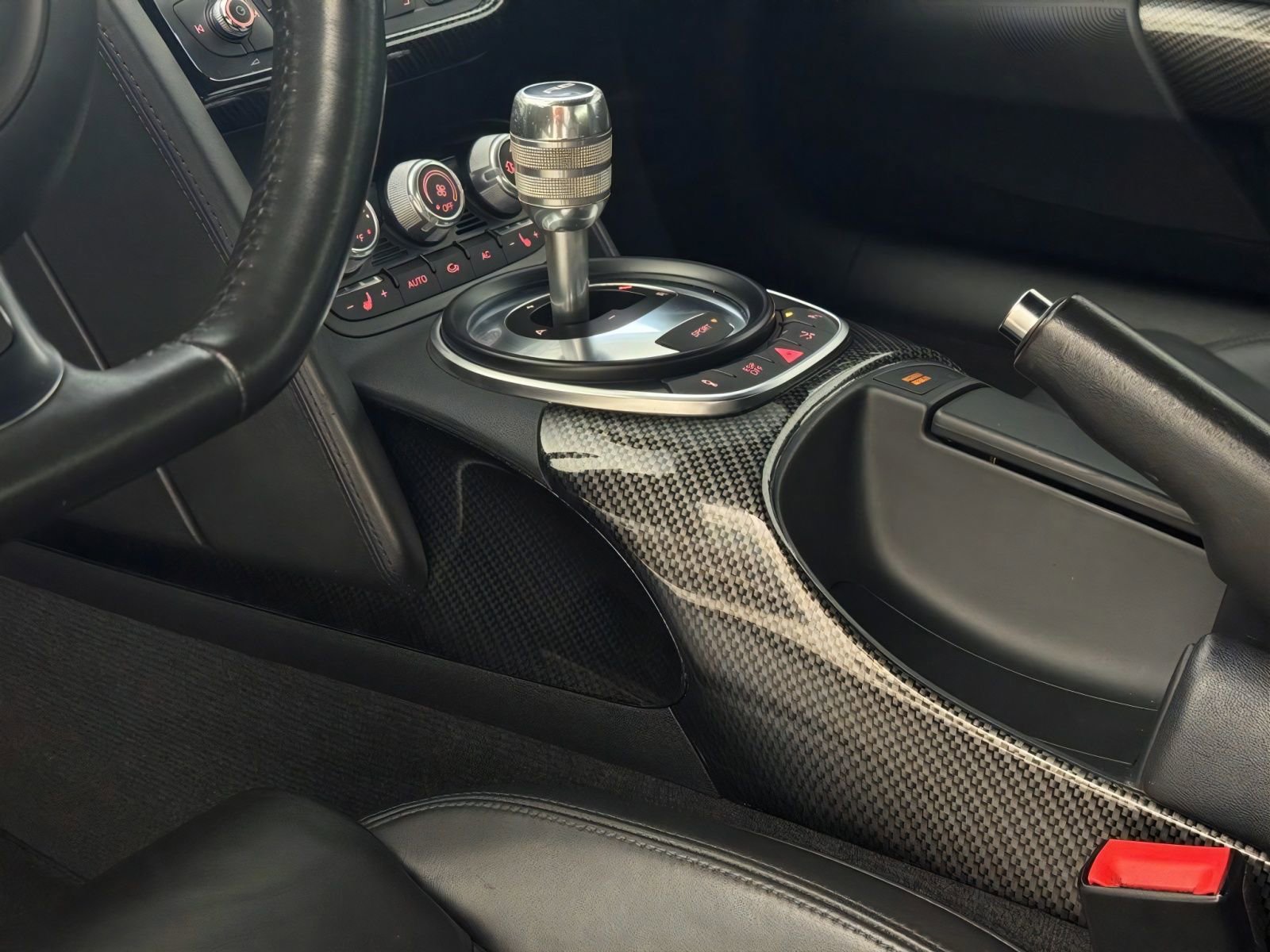 Used 2008 Audi R8 V8 image 25