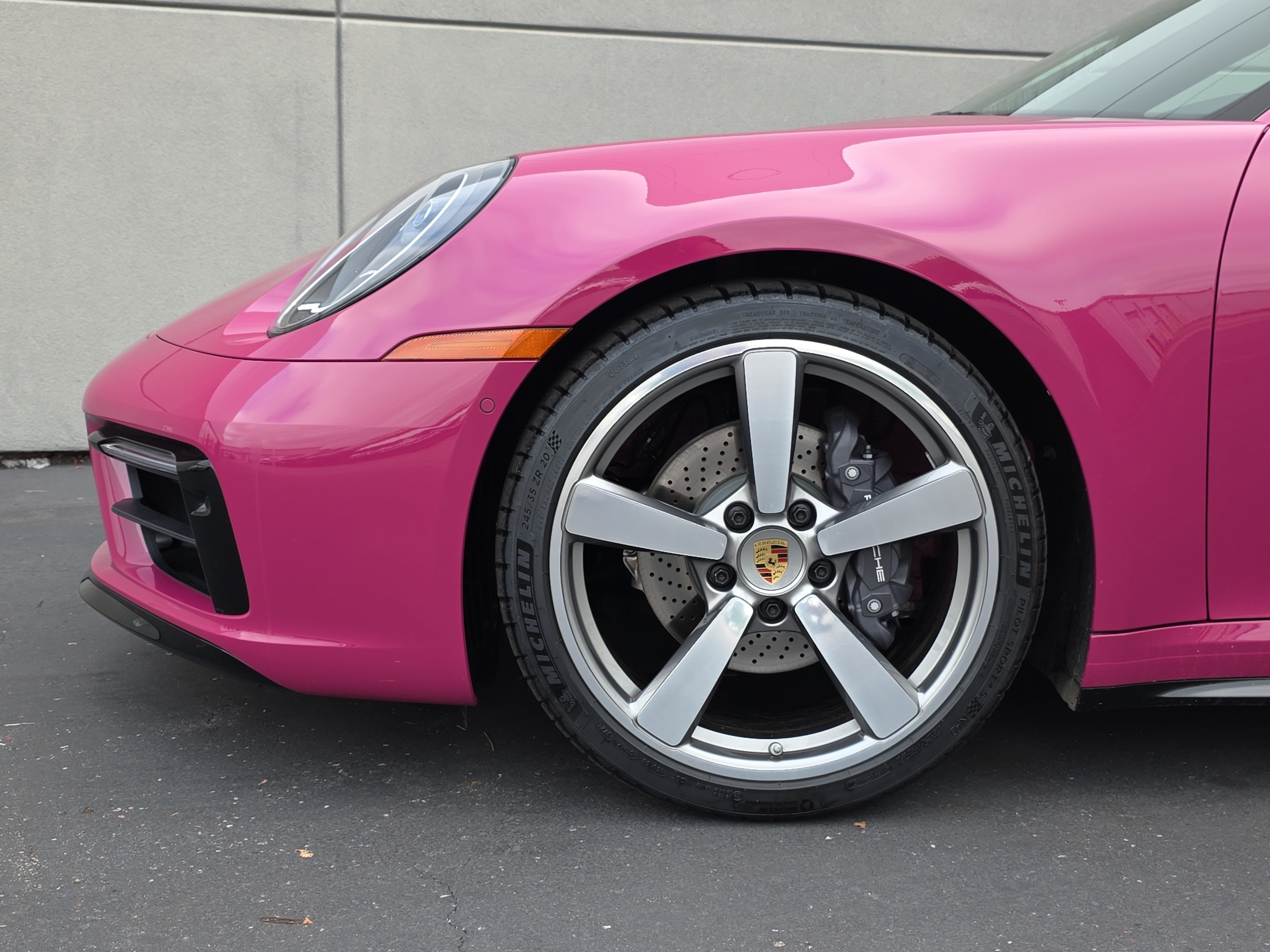 Used 2024 Porsche 911 Carrera RWD image 11