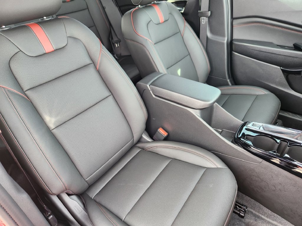 New 2026 Chevrolet Trax RS w/ Driver Confidence Package FWD image 10