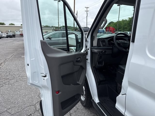 New 2025 Ford Transit 250 148 Medium Roof w/ Load Area Protection Package RWD image 12