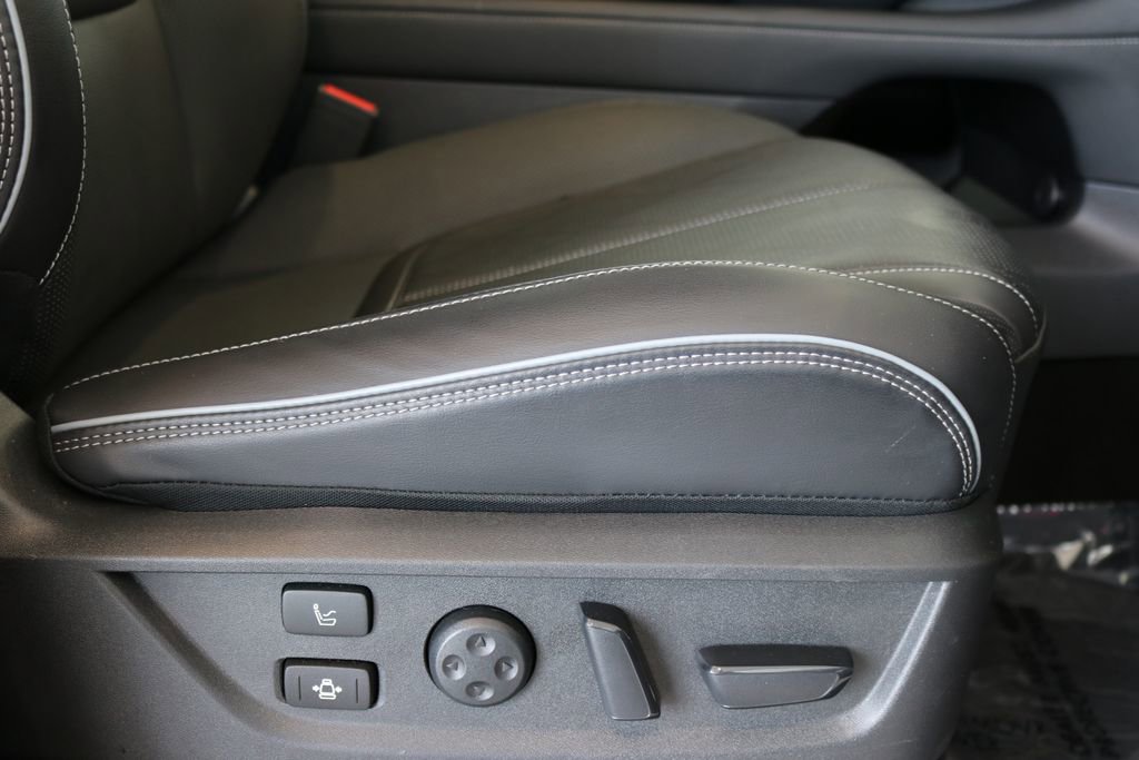 Certified 2025 INFINITI QX80 Sensory image 44